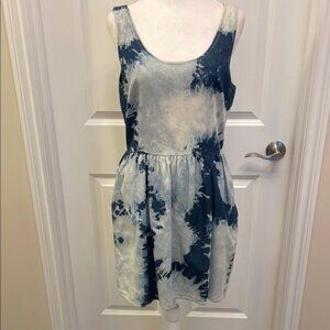 American Eagle Outfitters Tie-dye Sleeveless Sundress EUC Zipper scoop neckline